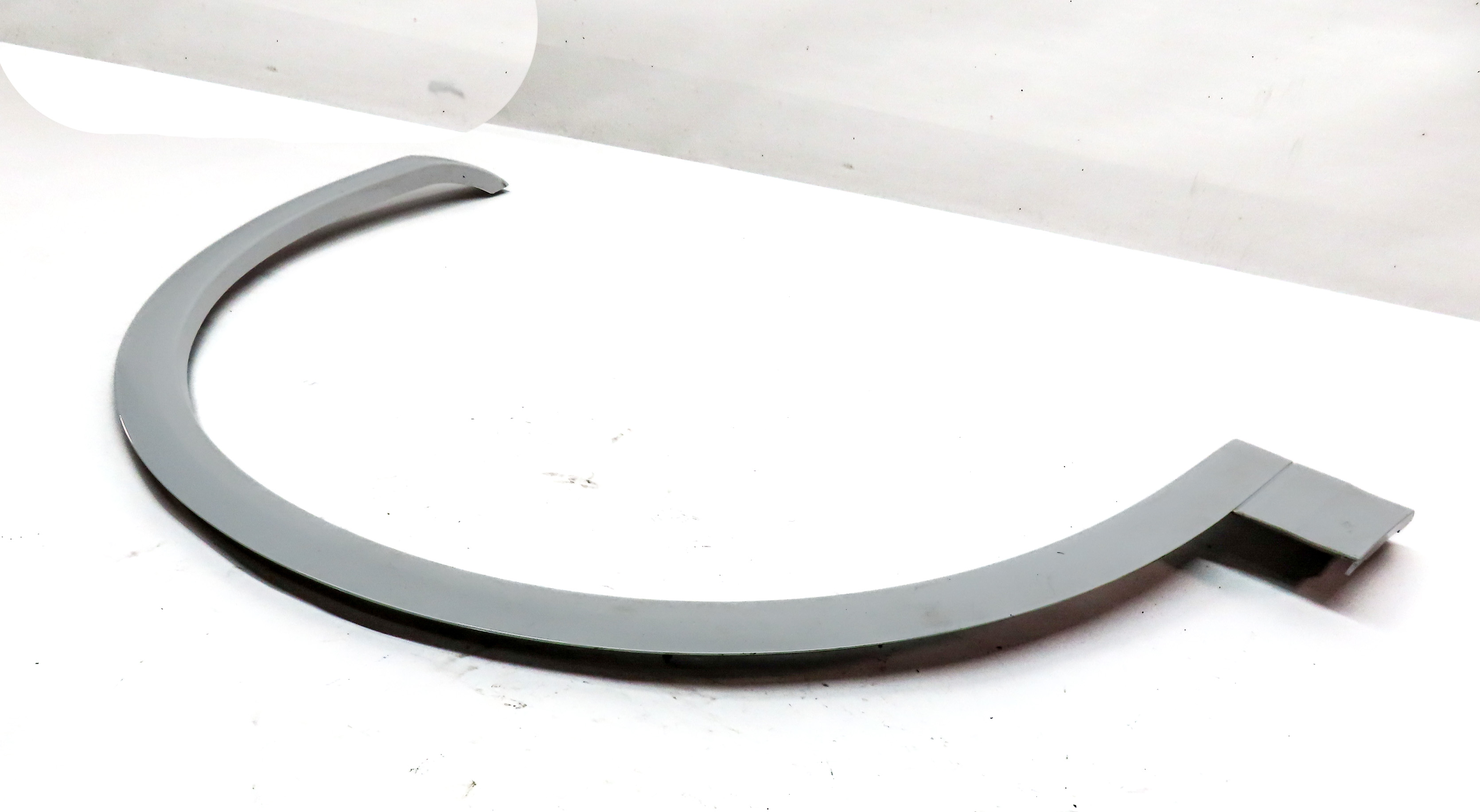 19 AUDI Q5 FY 80A FRONT RIGHT PASSENGER FENDER WHEEL WELL ARCH MOULDING (White) — exact item pictured